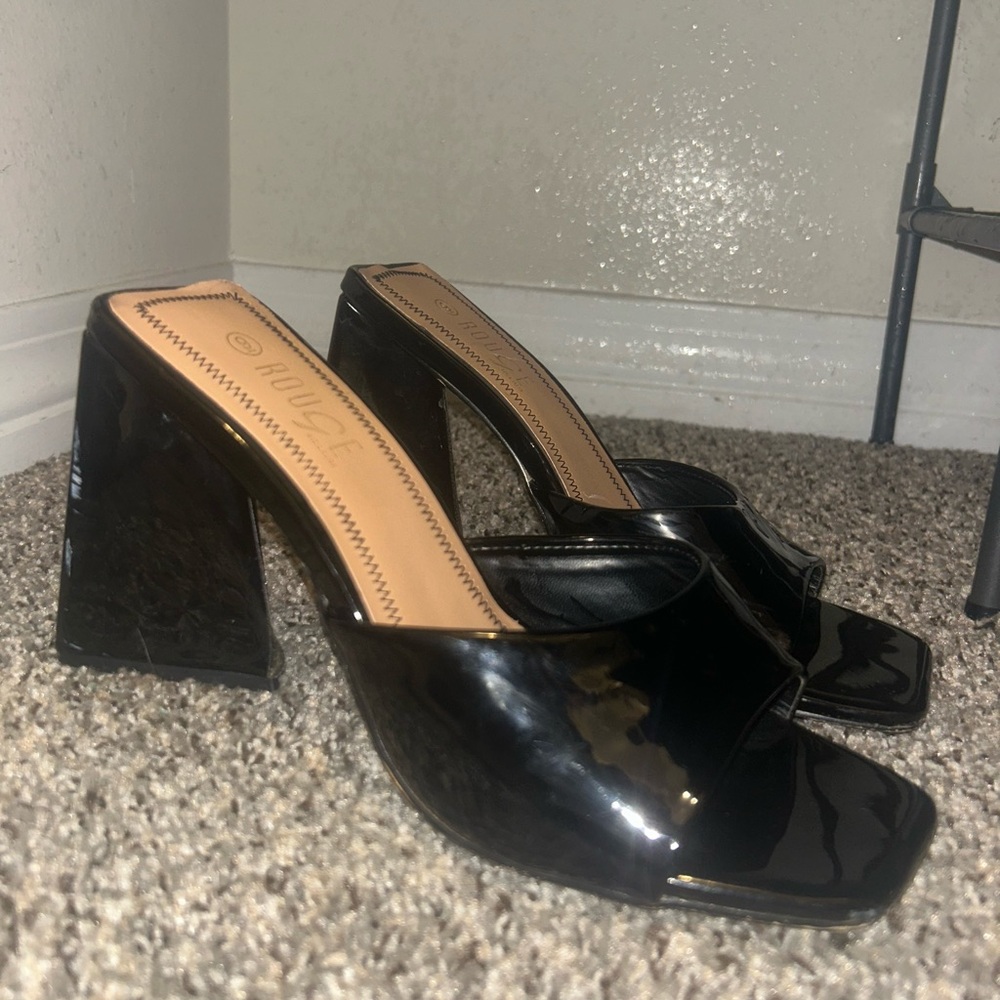 Black chunky heels